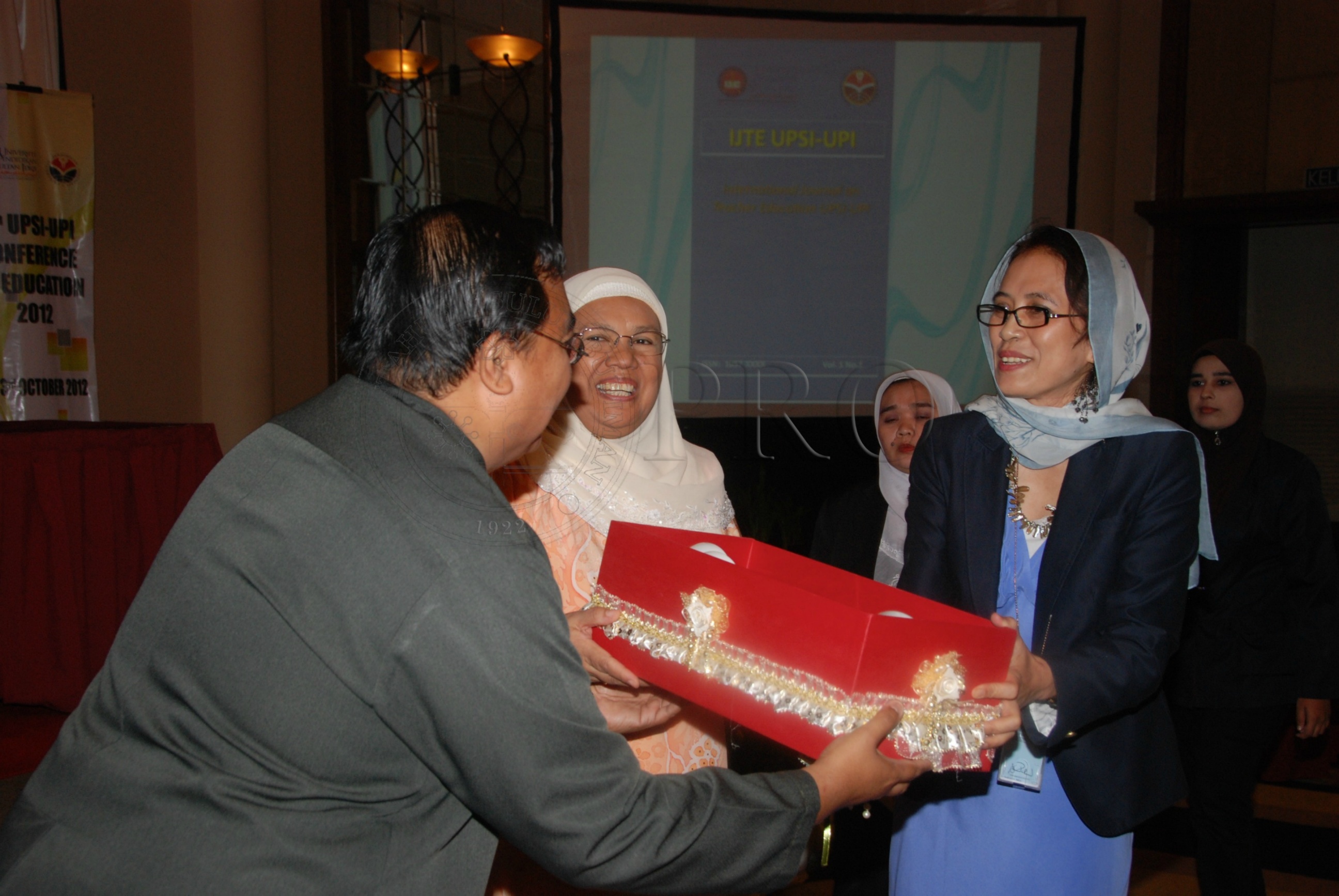 PRO 12 120 upi DSC 6279